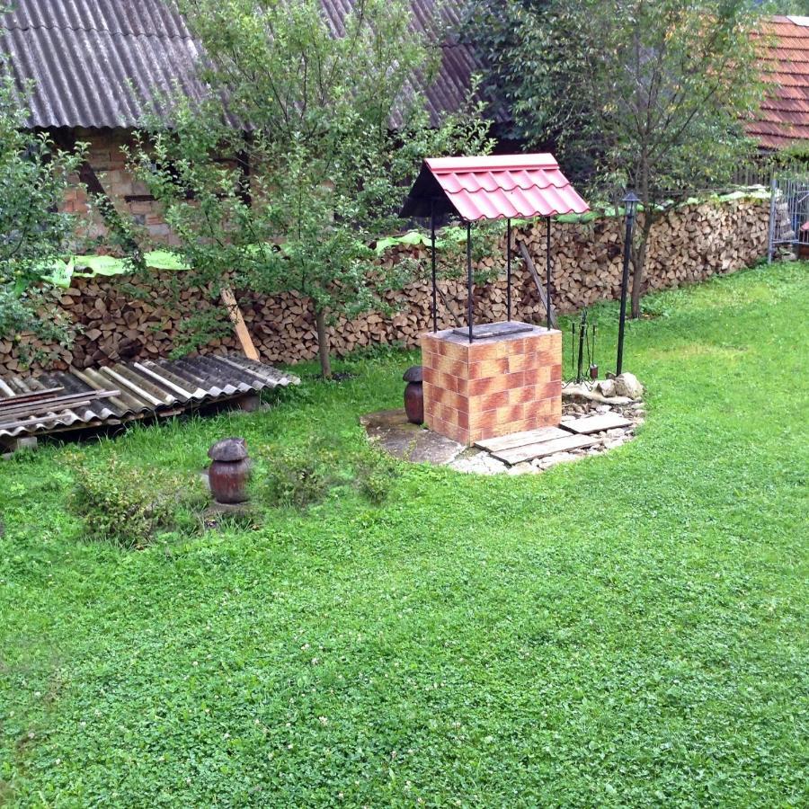 Гостьовий Дім Tauer Tatariw Exterior foto