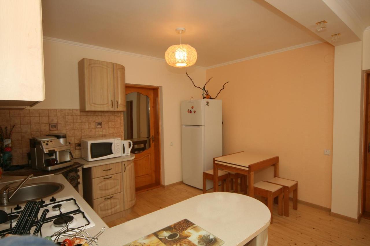Гостьовий Дім Tauer Tatariw Exterior foto